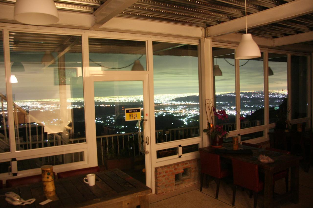 Sky Lounge B&B Жушан Екстериор снимка